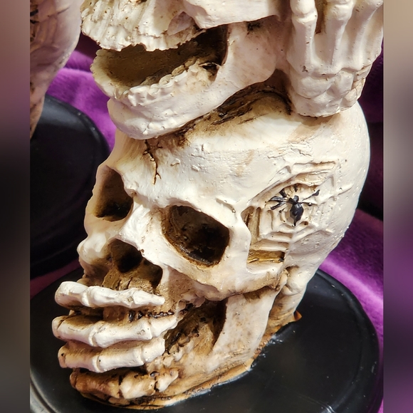 Christian Siriano Skull Candle Holders Set of 2 Halloween Candle Holders - Picture 4 of 8